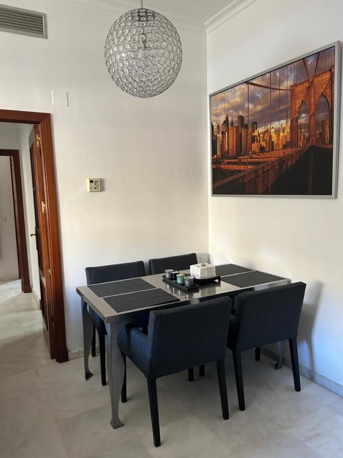 Apartamento Proximo Al Centro De 2 Dormitorios Con Piscina. 塞维利亚 外观 照片